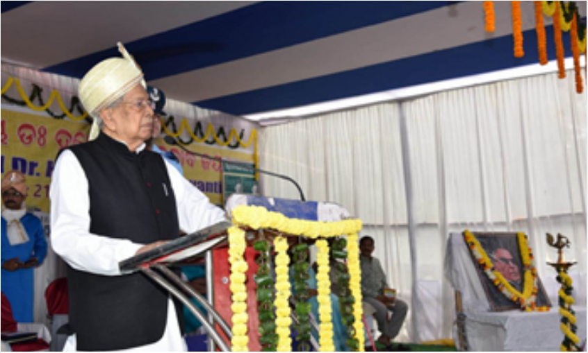 रायपुर : ओड़िशा के पहले मुख्यमंत्री डॉ. हरकृष्ण महताब की जयंती में शामिल हुए राज्यपाल श्री हरिचंदन